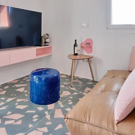 Appartement Jellyfish Seafront Boutique With Jacuzzi